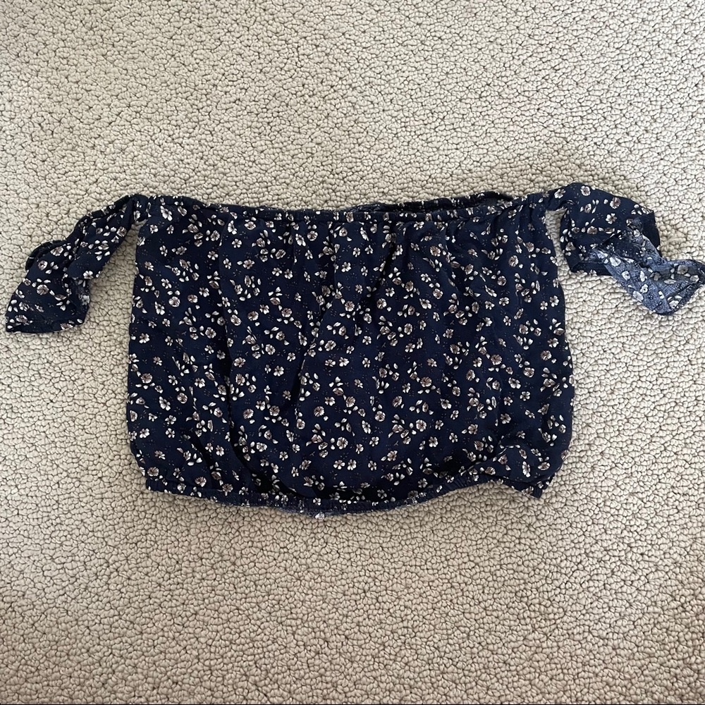 Brandy Melville top